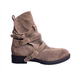 VINTAGE FOUNDRY CO. Taupe Justine Suede Strappy Buckle Boot